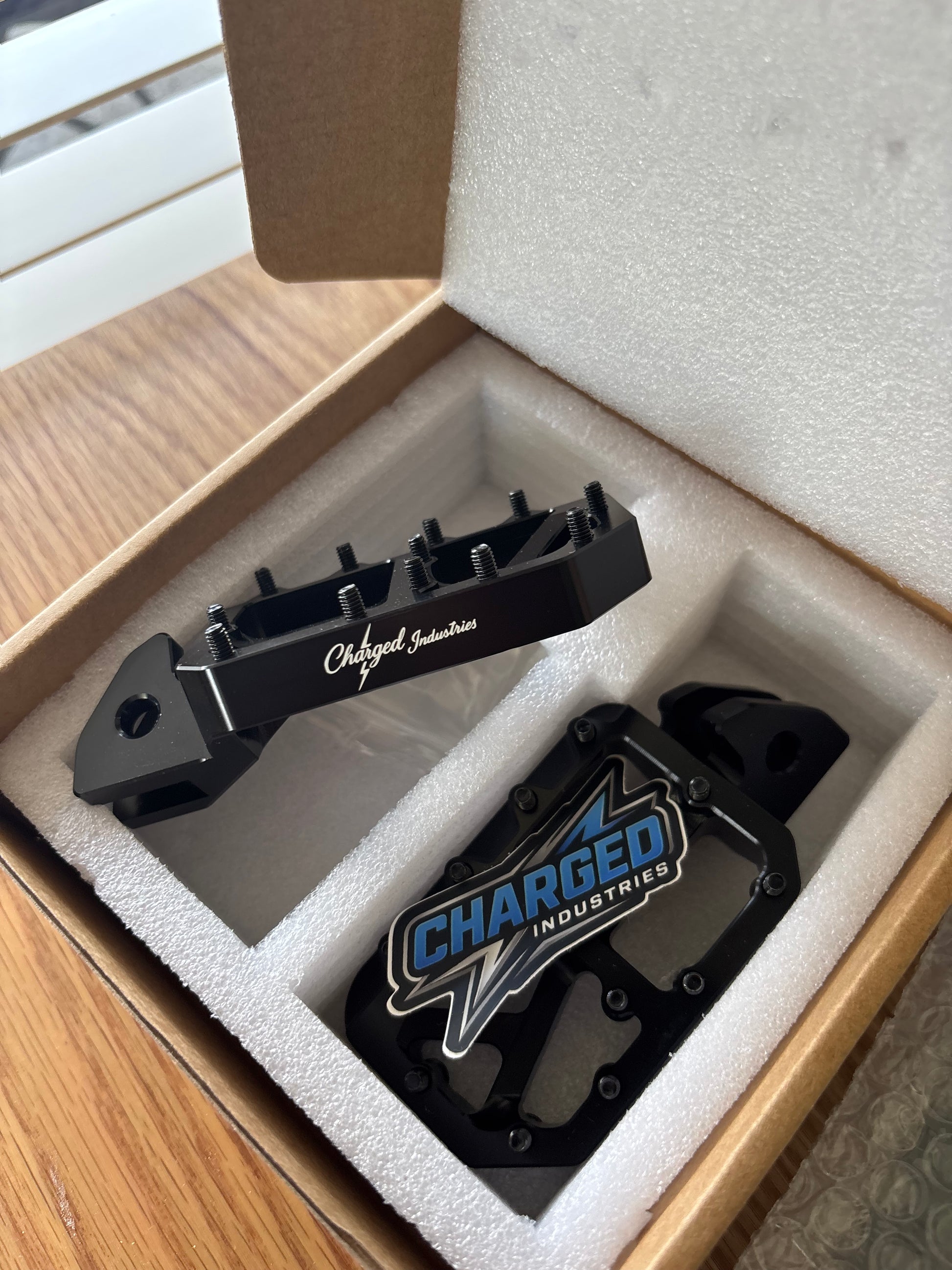 Charged Industry pegs - Chrome