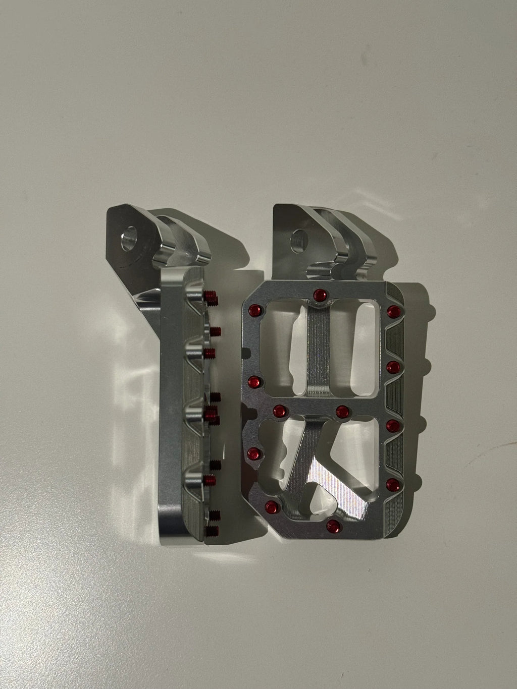 Charged Industry pegs - Chrome